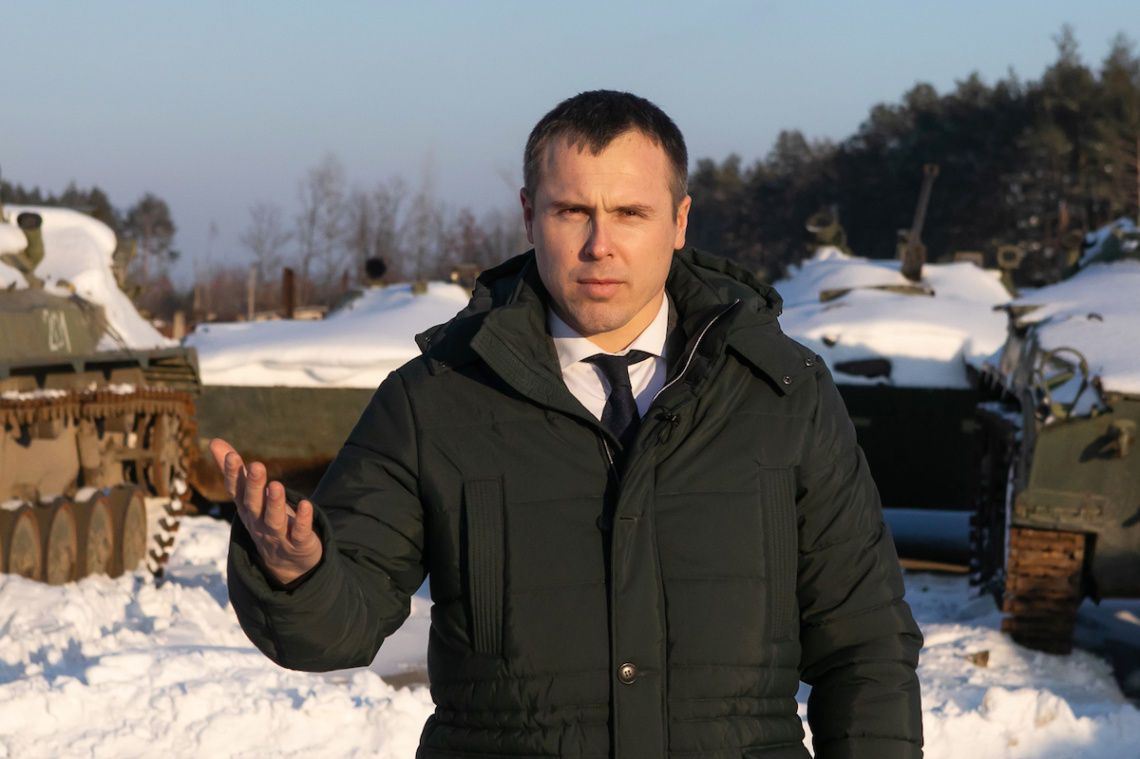 Понад 200 капеланів служать у військах, однак держава їх не захищає, — Роман Костенко