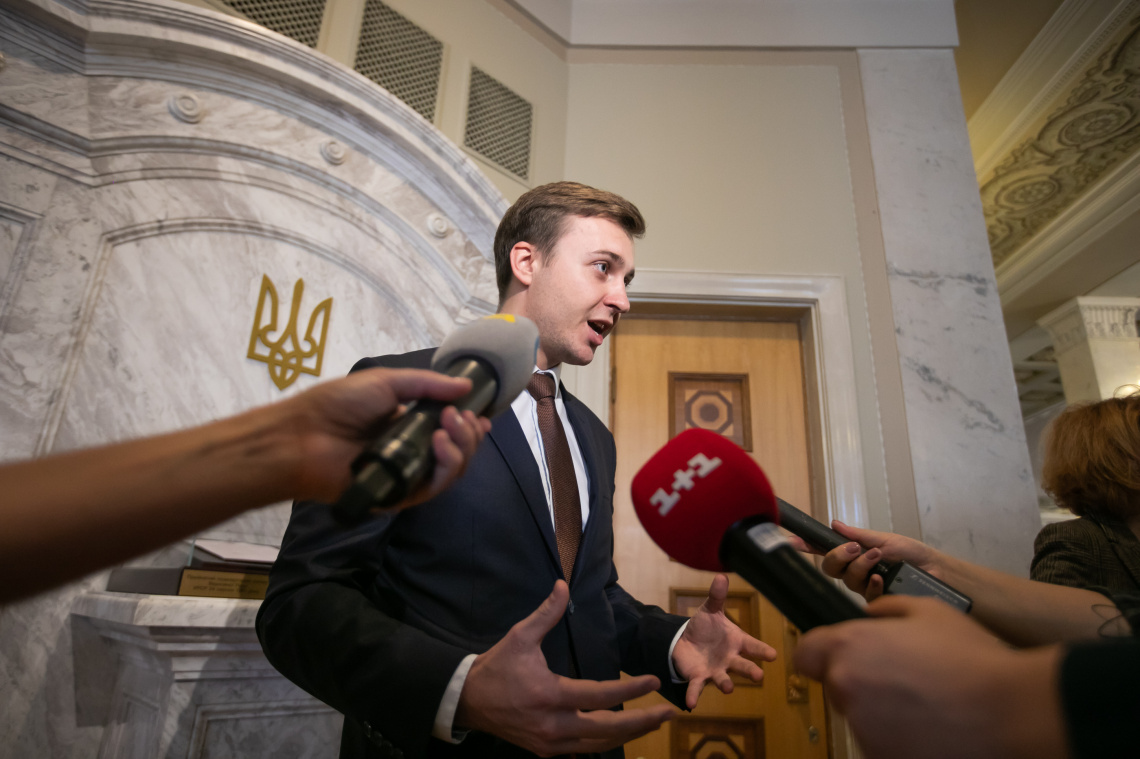 З ринком землі у першому читанні вийшло, як з імпічментом: залишилась лише назва, — Роман Лозинський