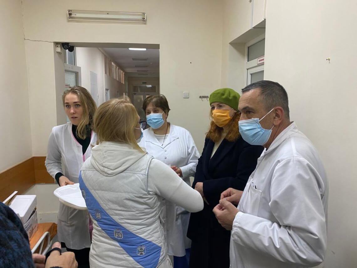 Команда «Голосу» в Одеській області передала обладнання опорній лікарні